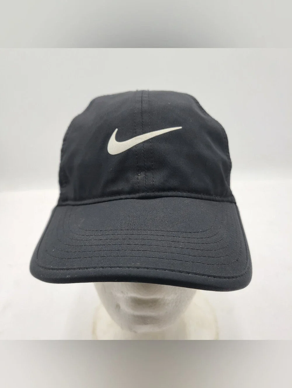 B55 Nike Hat Cap Baseball Strap Back One Size Black Mens Featherlight Dri-FIT